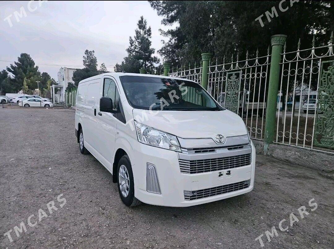 Toyota Hiace 2021 - 500 000 TMT - Мары - img 5