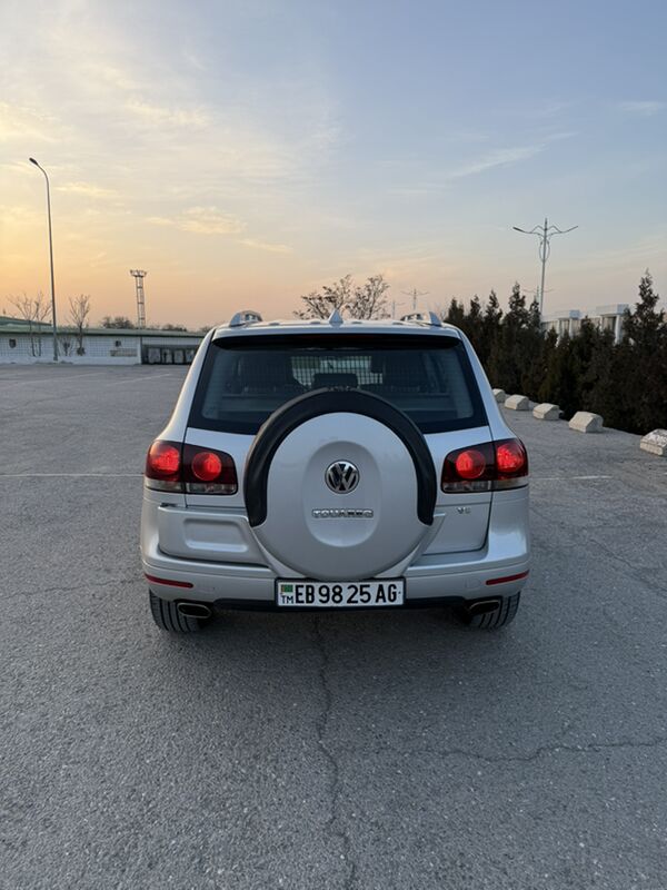 Volkswagen Touareg 2005 - 160 000 TMT - Aşgabat - img 2