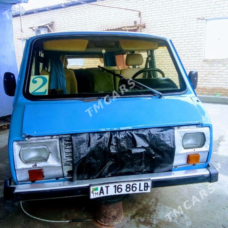 Raf Latvia 1994 - 34 000 TMT - Саят - img 7