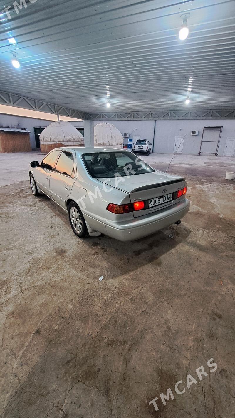 Toyota Camry 2000 - 132 000 TMT - Теджен - img 6