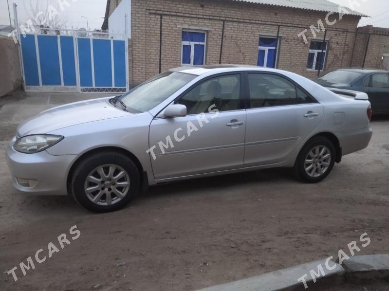 Toyota Camry 2003 - 160 000 TMT - Ёлётен - img 2