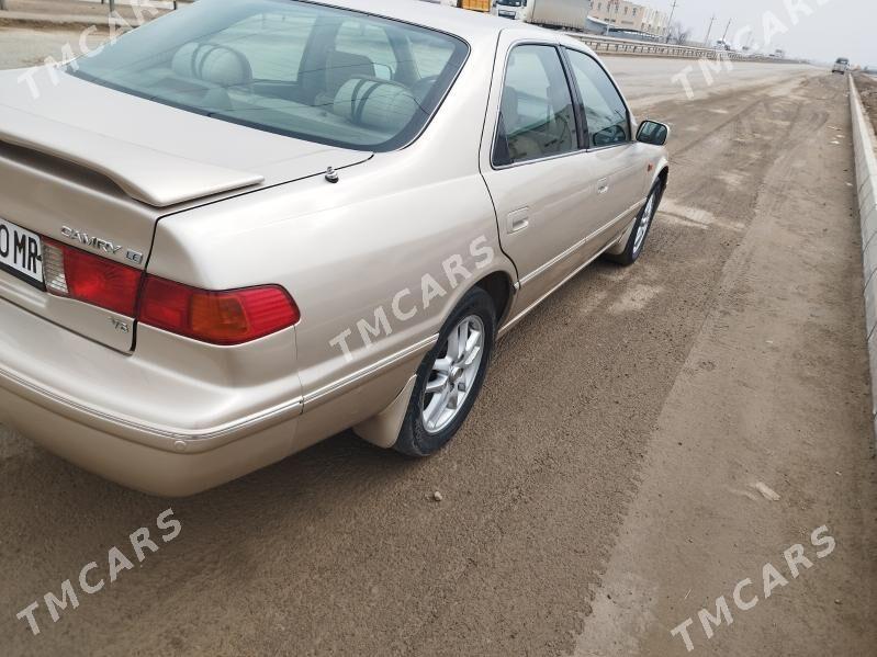 Toyota Camry 1999 - 130 000 TMT - Мары - img 4