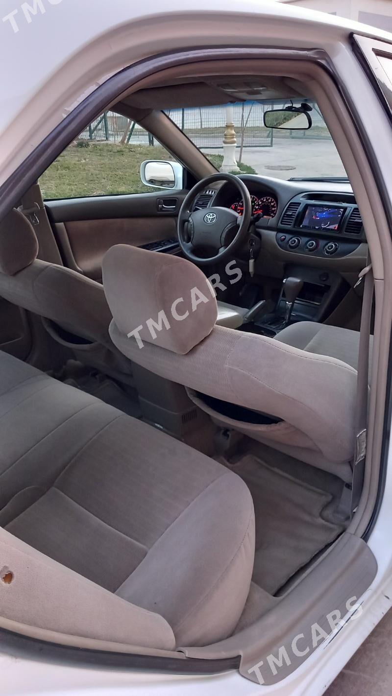 Toyota Camry 2005 - 140 000 TMT - Мары - img 4