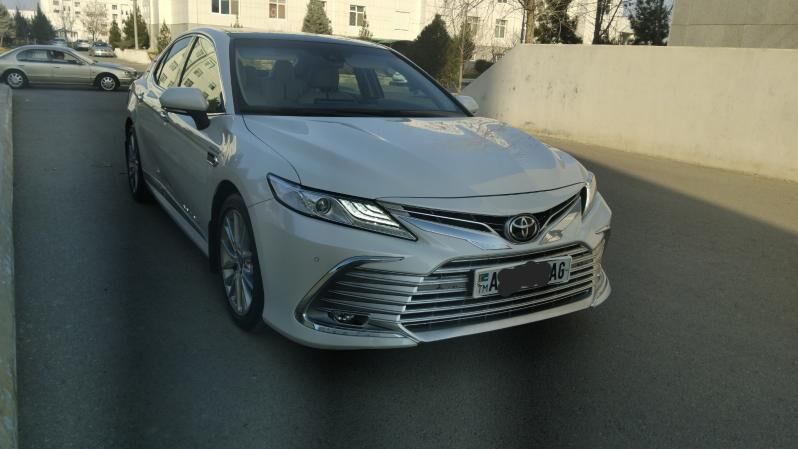 Toyota Camry 2022 - 500 000 TMT - Гуртли - img 2