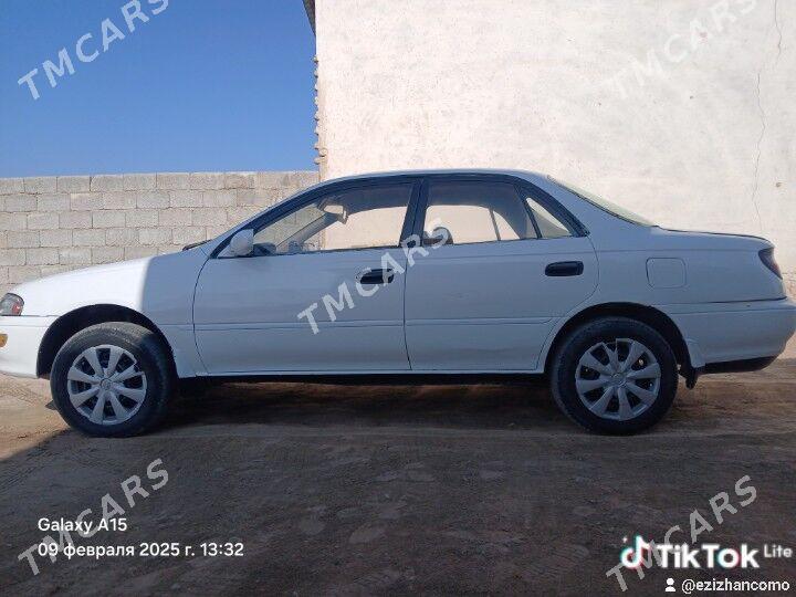 Toyota Carina 1993 - 45 000 TMT - етр. Туркменбаши - img 4