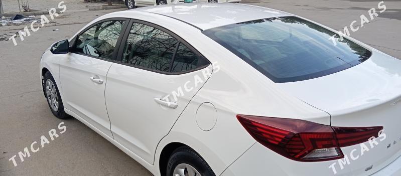 Hyundai Elantra 2019 - 185 000 TMT - Ялкым - img 8