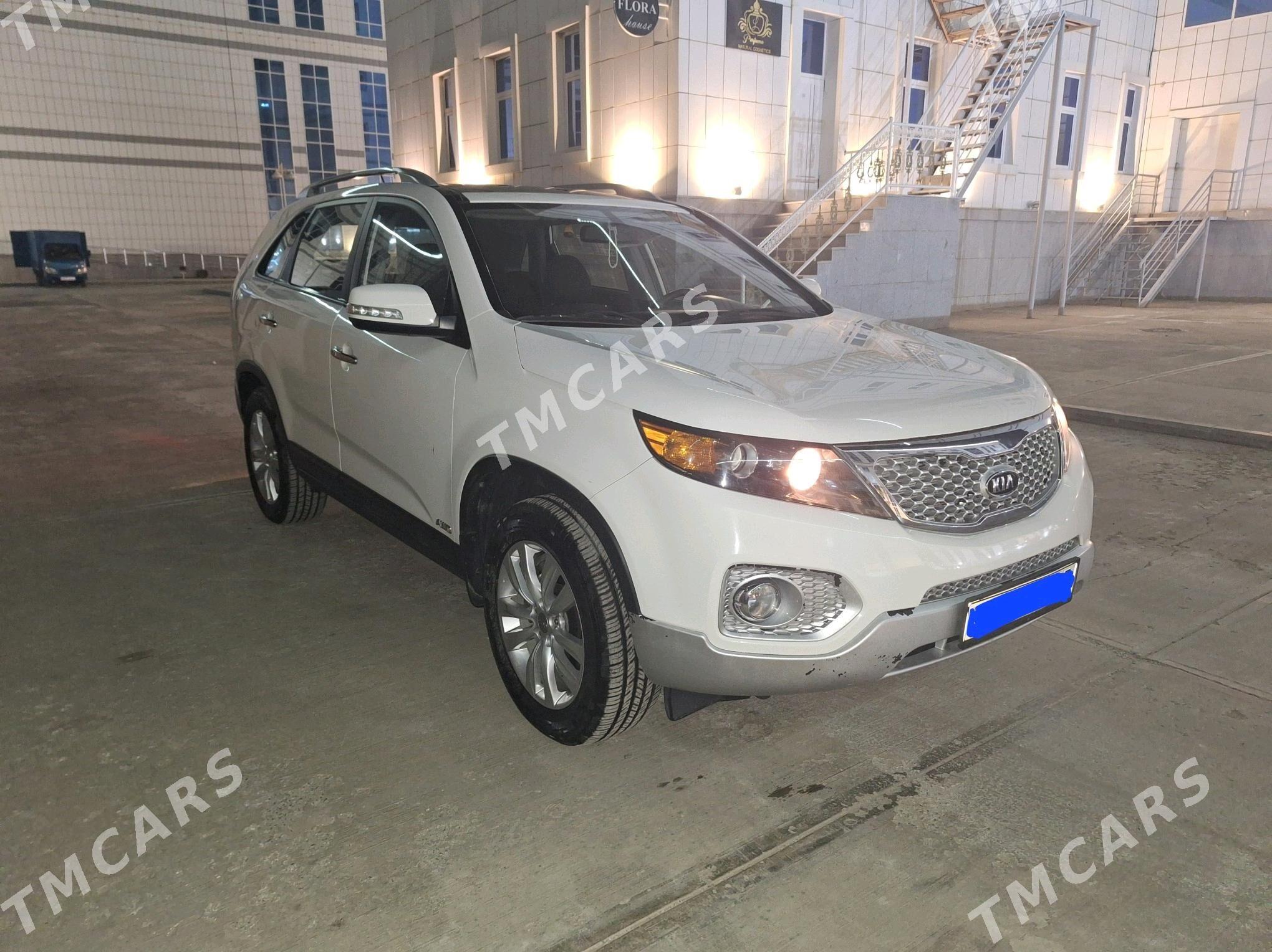 Kia Sorento 2011 - 165 000 TMT - Дашогуз - img 3