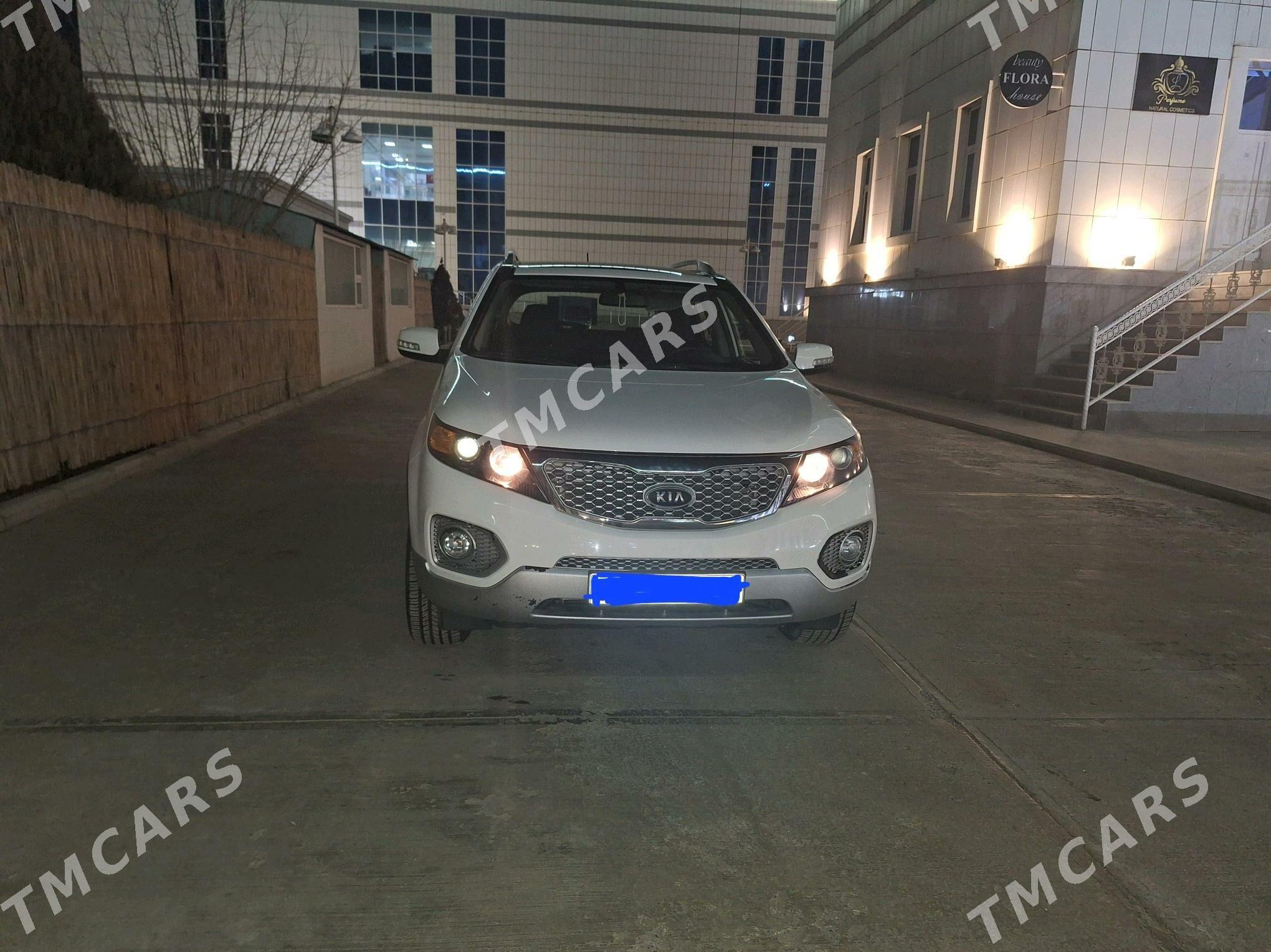 Kia Sorento 2011 - 165 000 TMT - Дашогуз - img 6