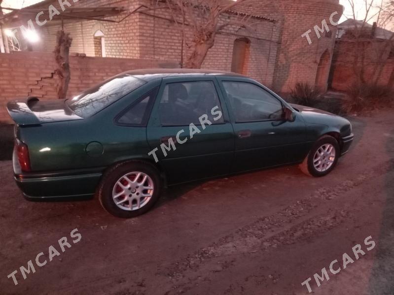 Opel Vectra 1994 - 33 000 TMT - Мары - img 2