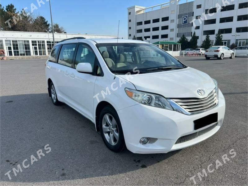 Toyota Sienna 2010 - 250 000 TMT - Ашхабад - img 4