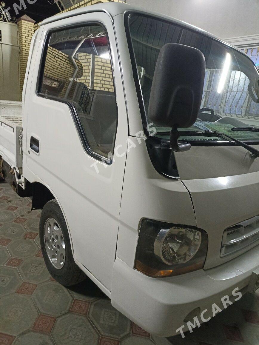 Kia Bongo 2002 - 120 000 TMT - Şabat etr. - img 2