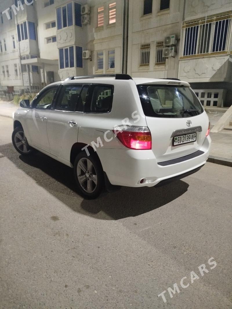 Toyota Highlander 2010 - 280 000 TMT - Aşgabat - img 3