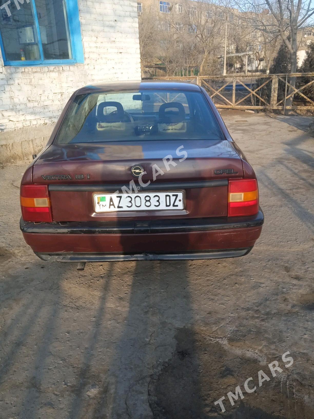 Opel Vectra 1990 - 25 000 TMT - Гороглы (Тагта) - img 10