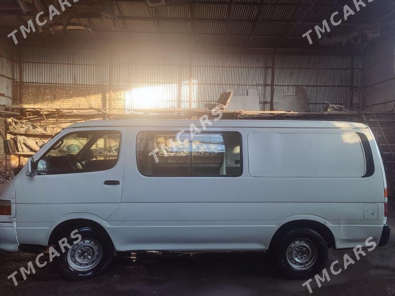 Toyota Hiace 1999 - 70 000 TMT - Мары - img 4