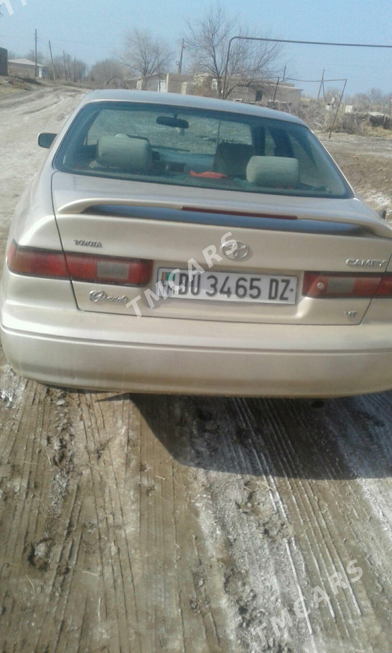 Toyota Camry 1997 - 90 000 TMT - Акдепе - img 2