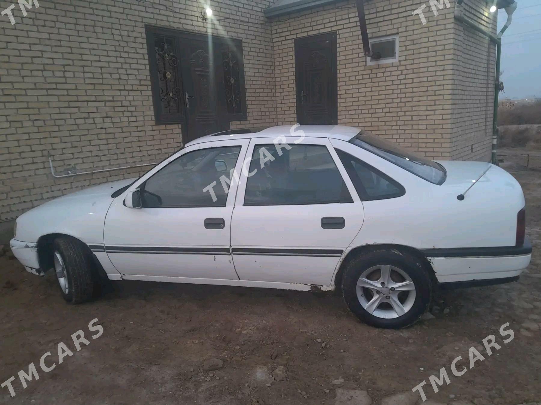 Opel Vectra 1990 - 22 000 TMT - Wekilbazar - img 2