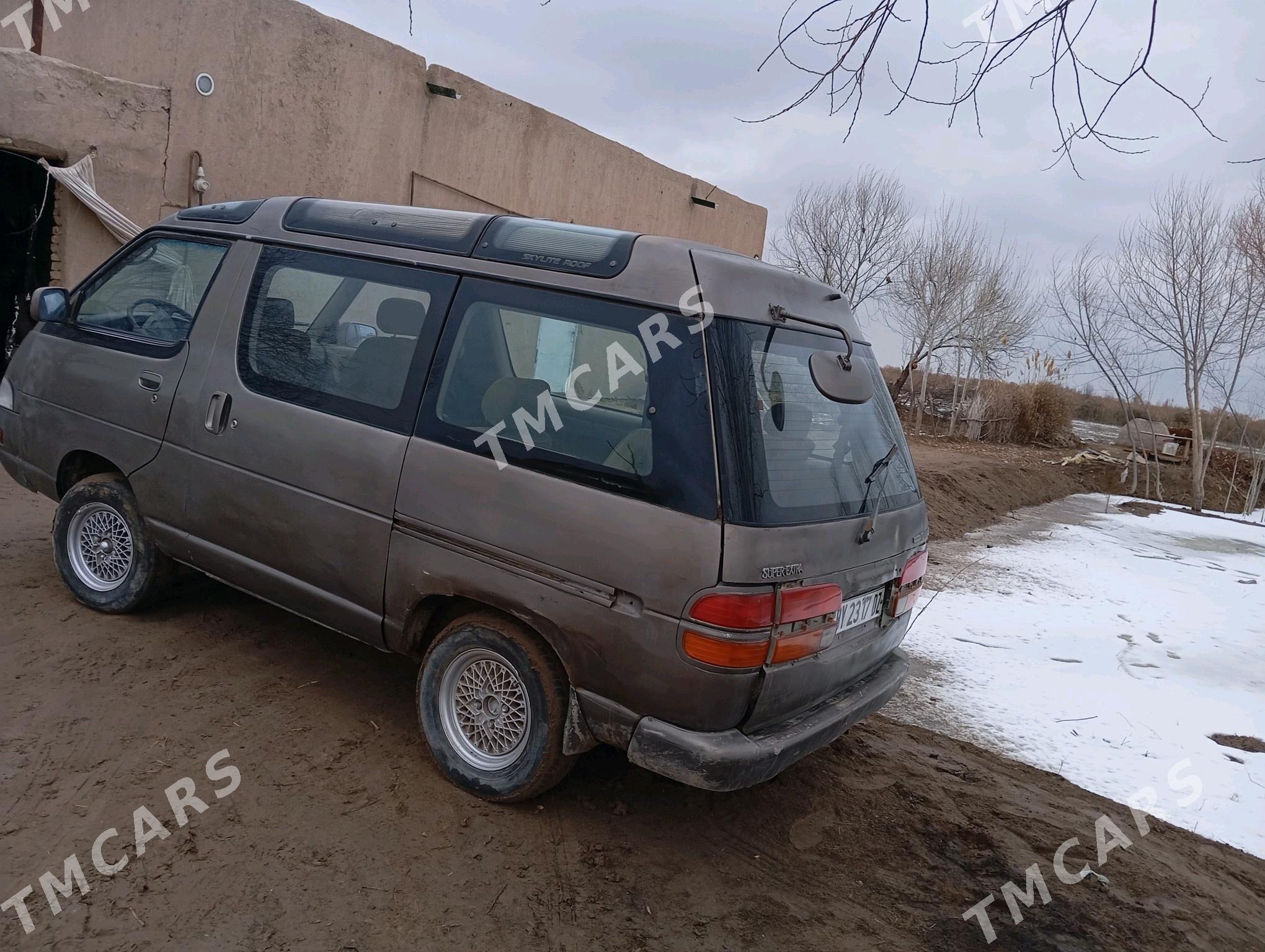 Toyota Town Ace 1992 - 35 000 TMT - Türkmenbaşy etr. - img 2