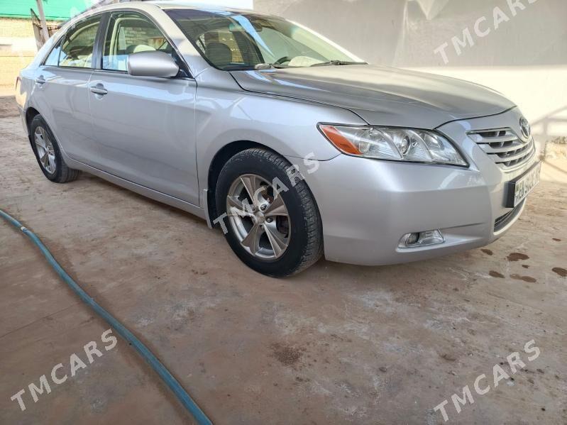 Toyota Camry 2007 - 136 000 TMT - Мары - img 3