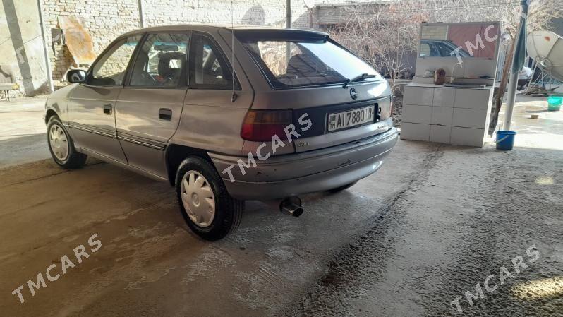 Opel Astra 1993 - 30 000 TMT - Türkmenabat - img 4