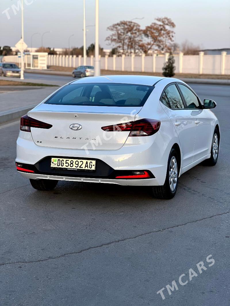 Hyundai Elantra 2020 - 185 000 TMT - Кëши - img 3