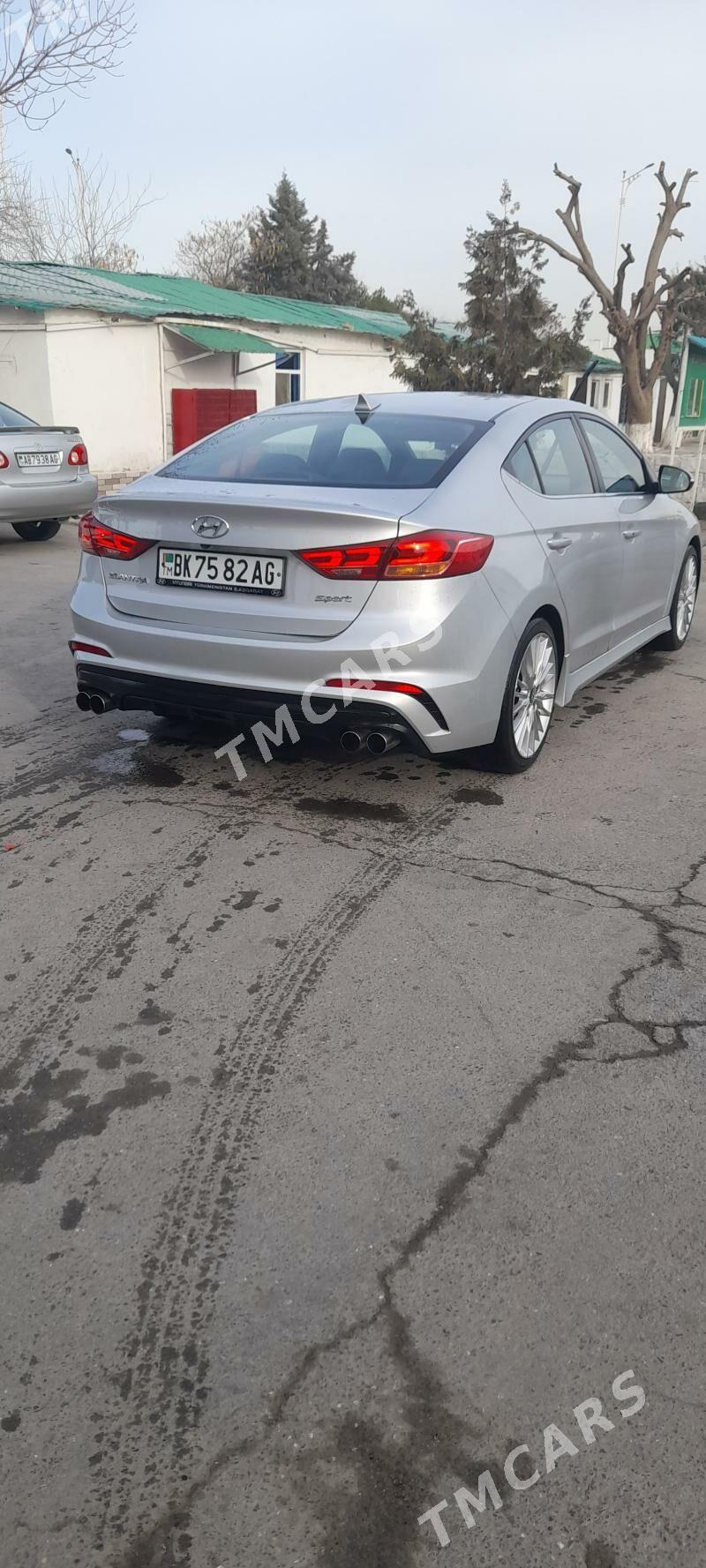 Hyundai Elantra 2017 - 195 000 TMT - 16-njy tapgyr - img 5