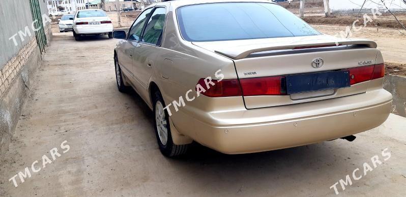 Toyota Camry 2001 - 138 000 TMT - Köneürgenç - img 7