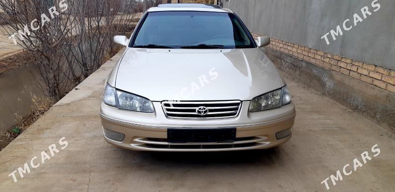 Toyota Camry 2001 - 138 000 TMT - Köneürgenç - img 8