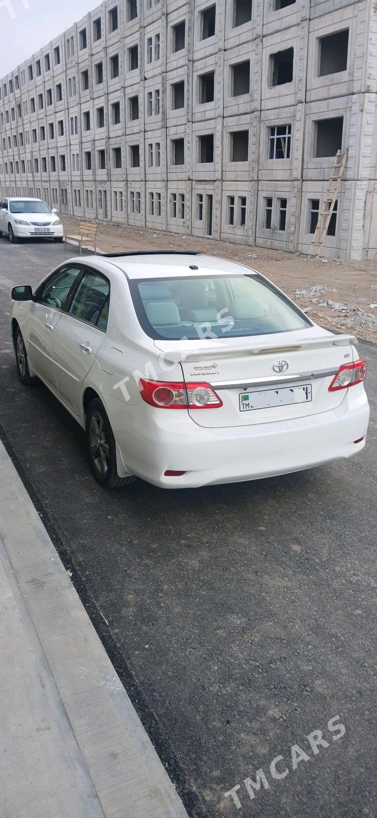 Toyota Corolla 2013 - 153 000 TMT - Теджен - img 2