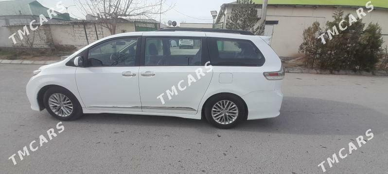 Toyota Sienna 2015 - 315 000 TMT - 6 mkr - img 4