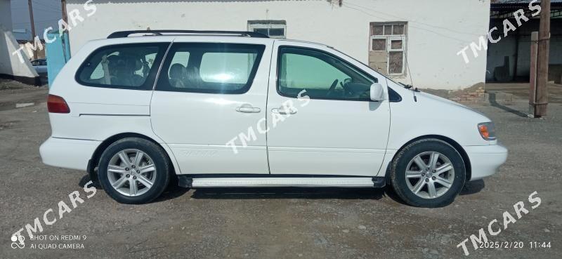 Toyota Sienna 2000 - 135 000 TMT - Bäherden - img 7