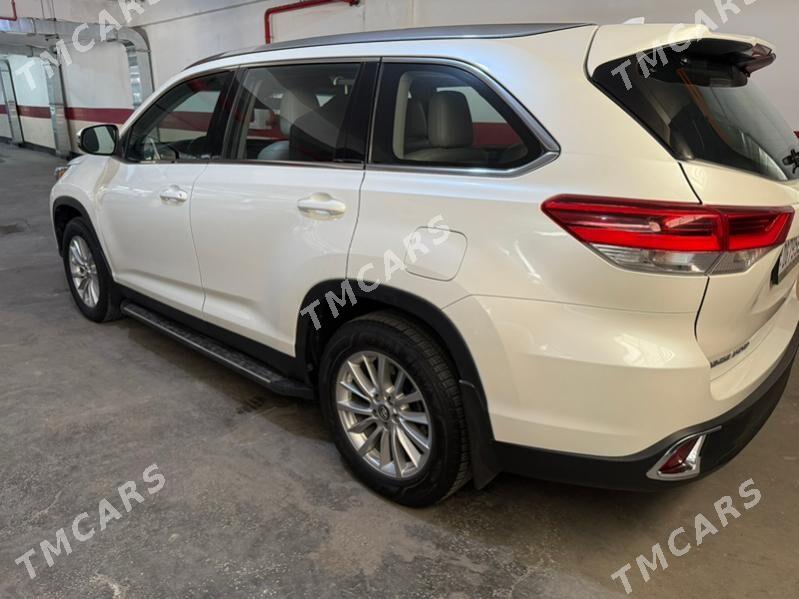 Toyota Highlander 2019 - 484 000 TMT - Ашхабад - img 2