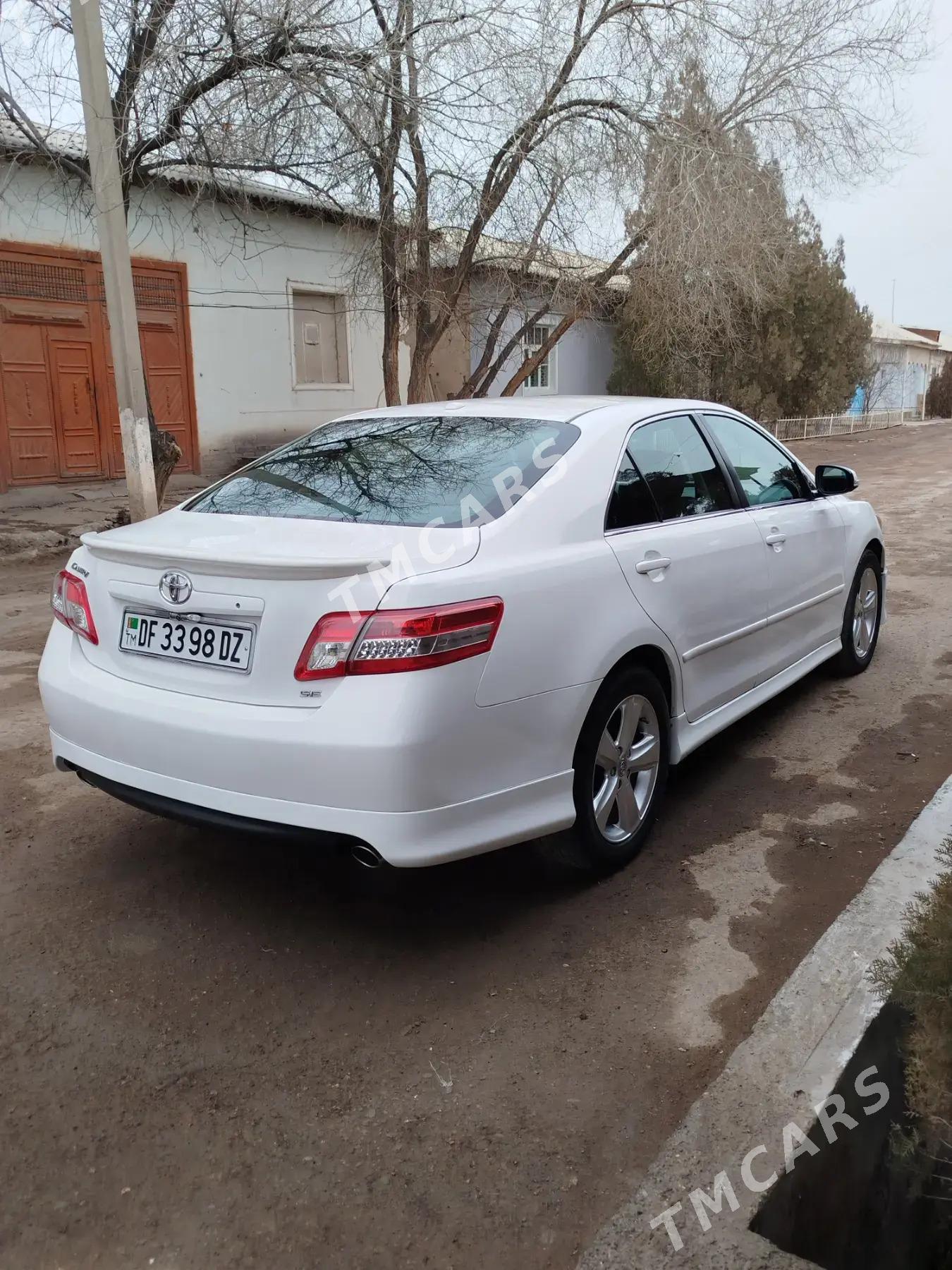 Toyota Camry 2011 - 210 000 TMT - Daşoguz - img 3