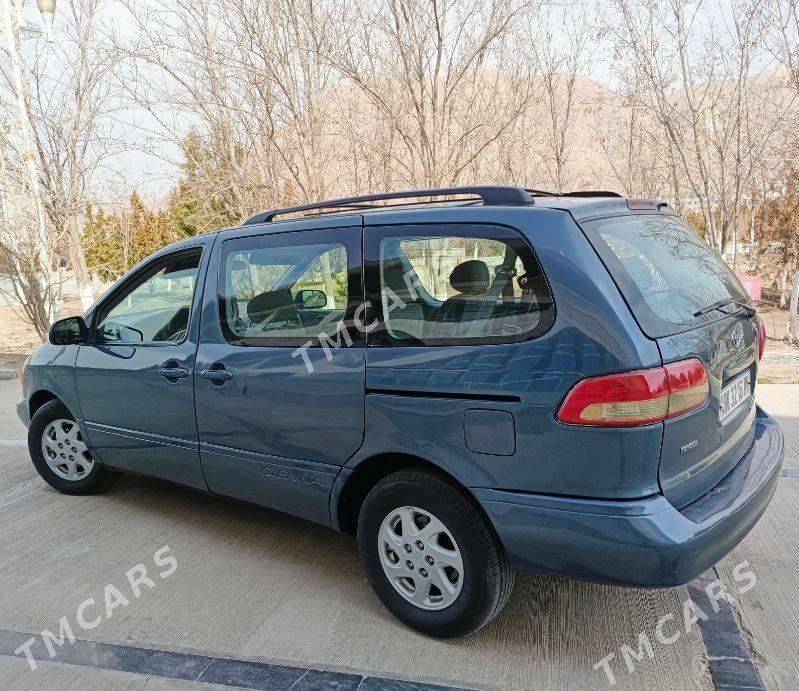 Toyota Sienna 2002 - 115 000 TMT - Балканабат - img 3