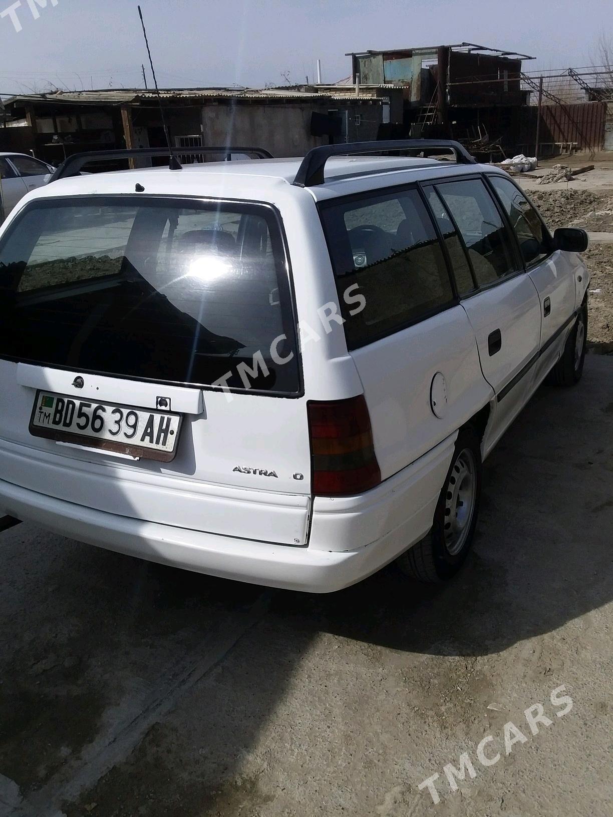 Opel Astra 1995 - 35 000 TMT - Яшлык - img 6