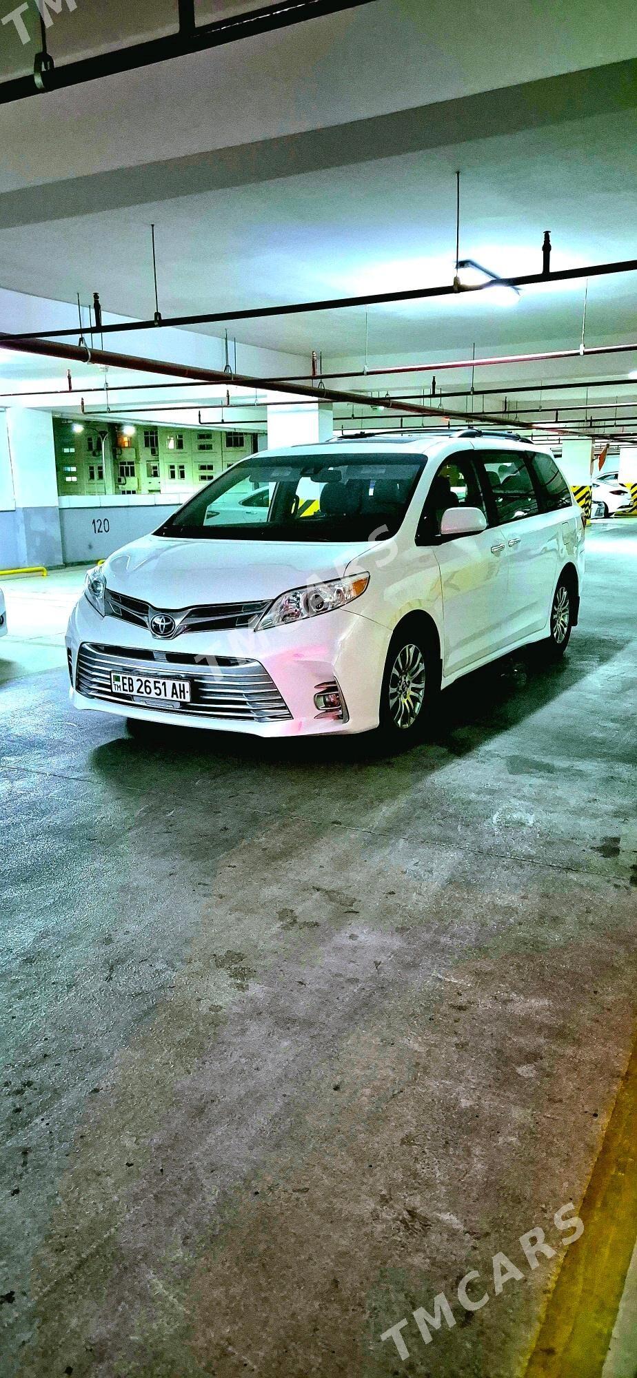 Toyota Sienna 2019 - 390 000 TMT - Ашхабад - img 3