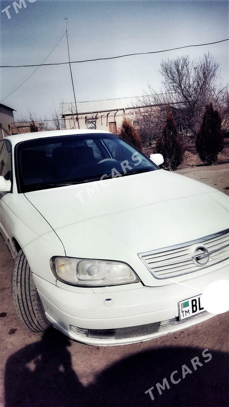 Opel Omega 2002 - 65 000 TMT - Дашогуз - img 4