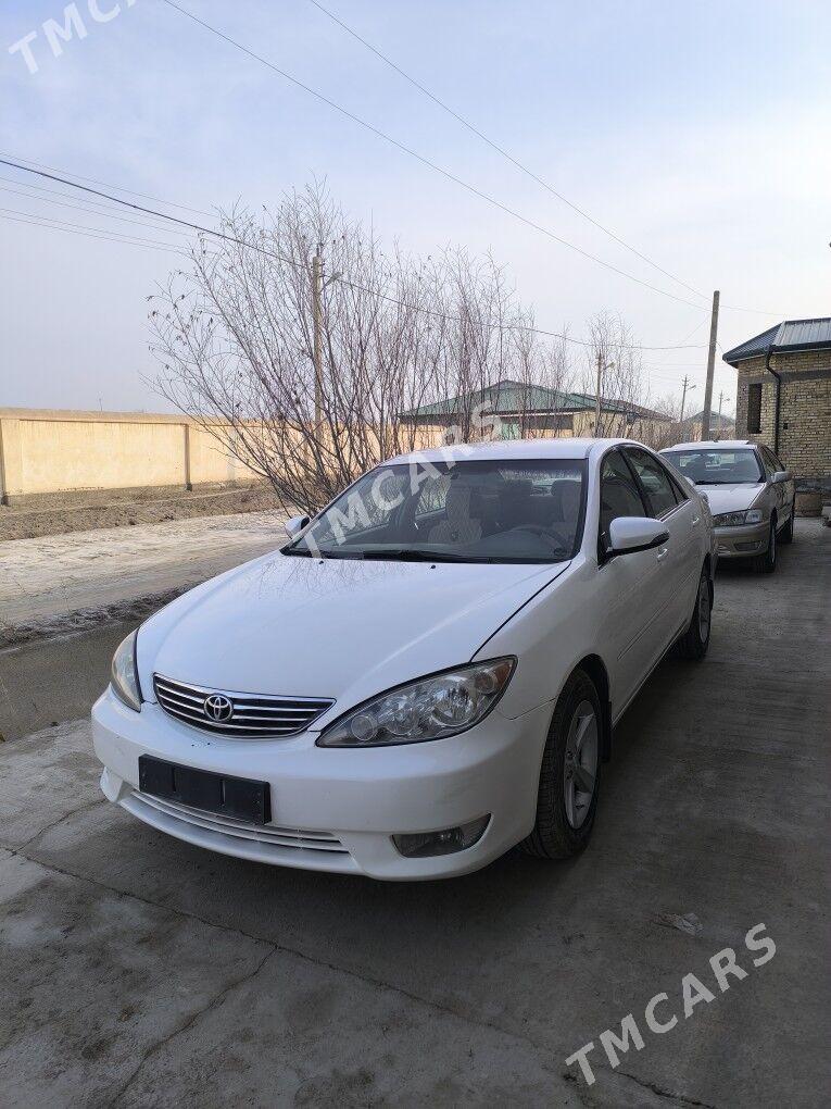 Toyota Camry 2005 - 140 000 TMT - Кёнеургенч - img 3