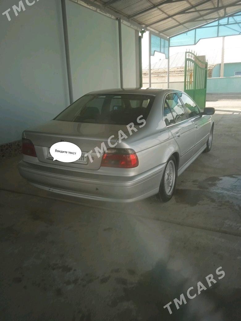 BMW E39 2001 - 105 000 TMT - Кака - img 3