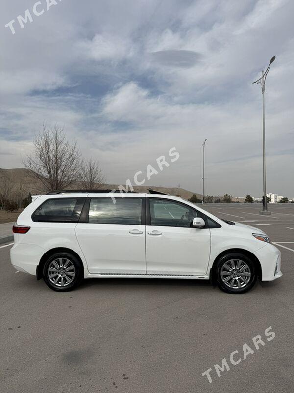 Toyota Sienna 2017 - 490 000 TMT - Ашхабад - img 5