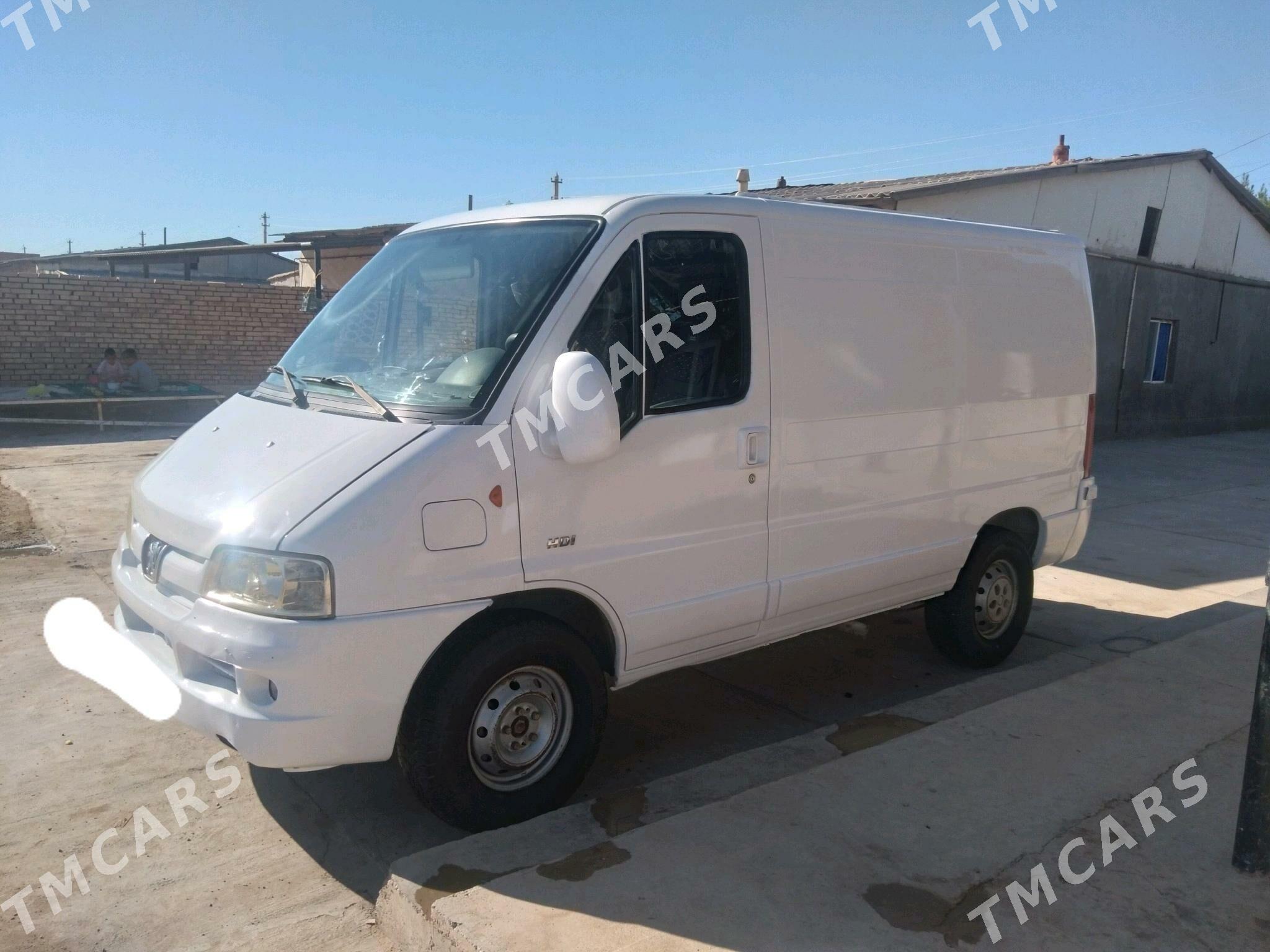 Toyota Hiace 2004 - 80 000 TMT - Ашхабад - img 2