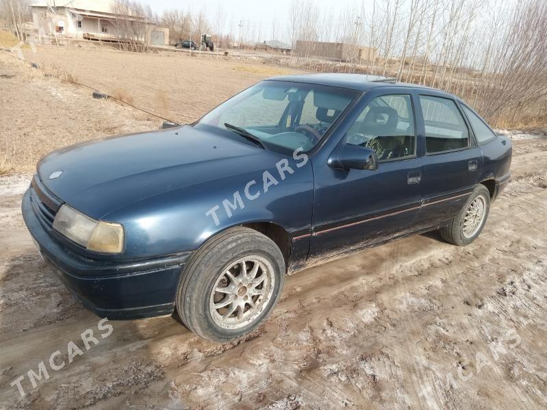 Opel Vectra 1990 - 15 000 TMT - Губадаг - img 3