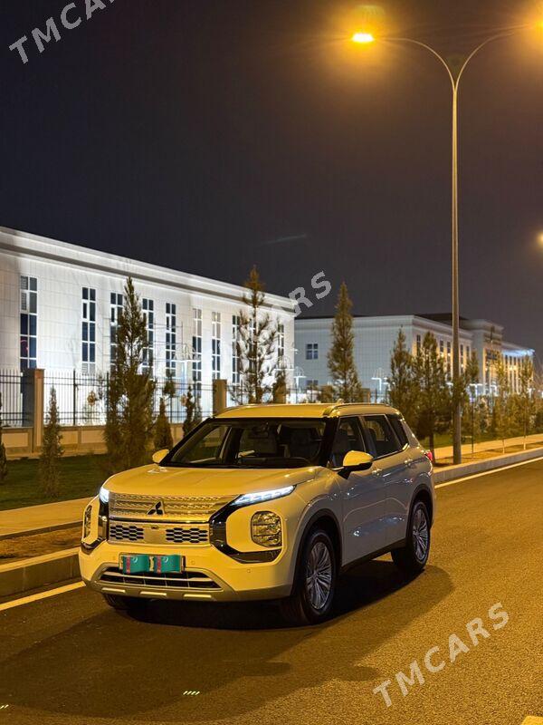 Mitsubishi Outlander 2023 - 379 000 TMT - Aşgabat - img 4