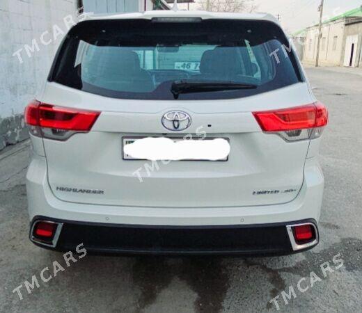 Toyota Highlander 2017 - 545 000 TMT - Aşgabat - img 2