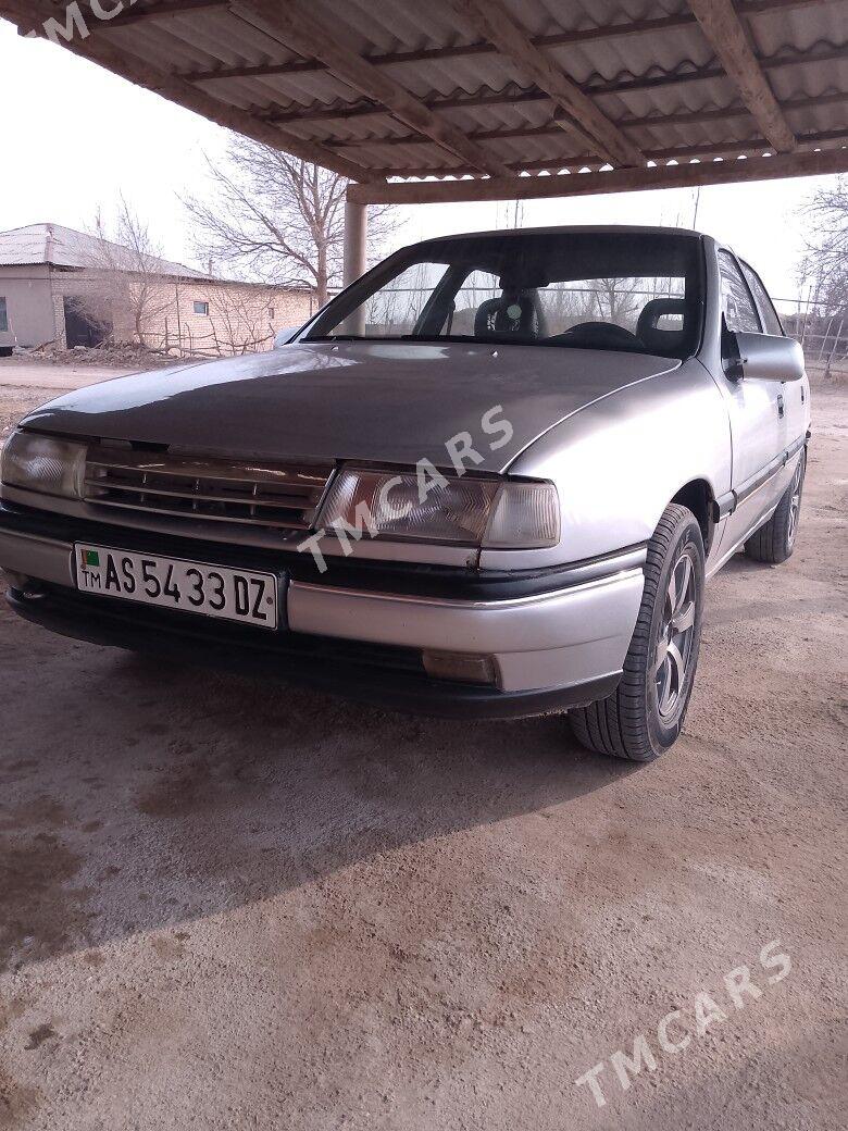 Opel Vectra 1989 - 30 000 TMT - Görogly (Tagta) - img 4