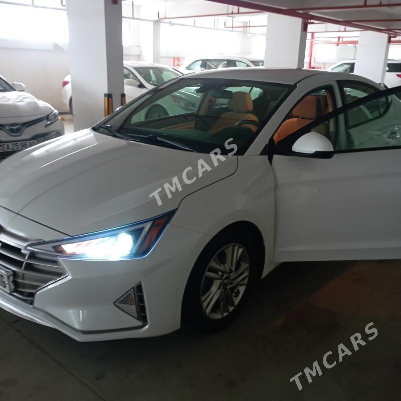 Hyundai Elantra 2019 - 210 000 TMT - Мир 1 - img 2