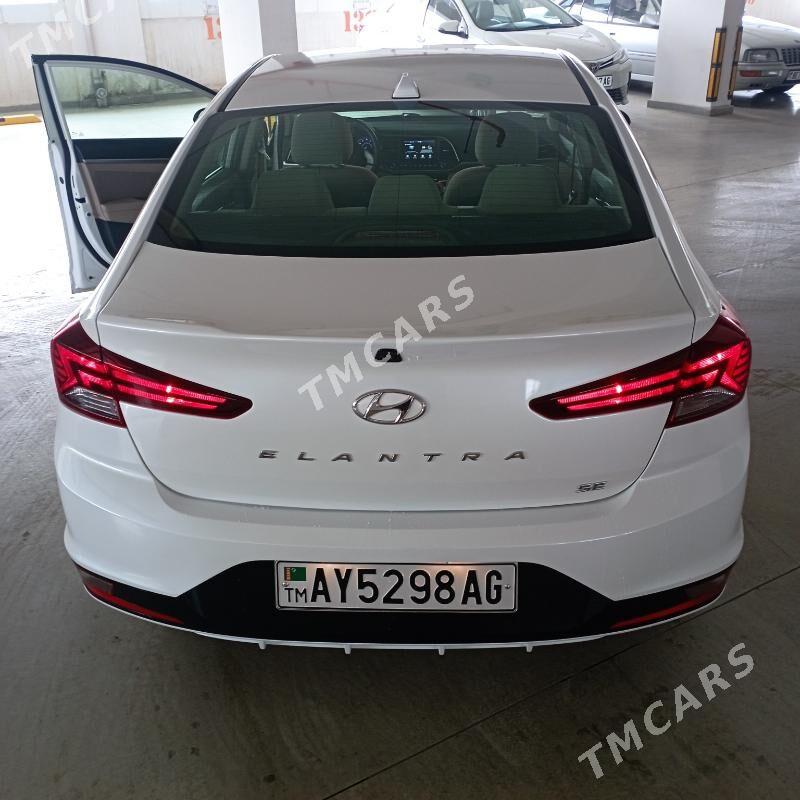 Hyundai Elantra 2019 - 210 000 TMT - Мир 1 - img 3