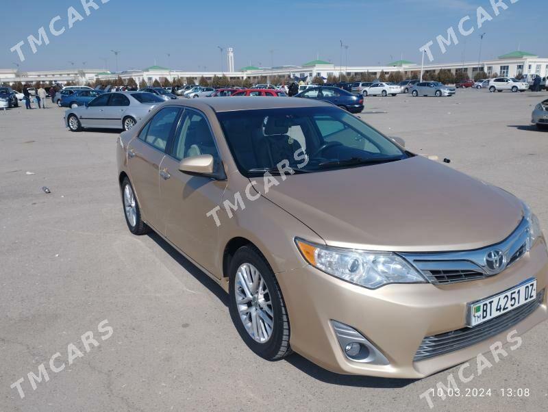 Toyota Camry 2012 - 200 000 TMT - Дашогуз - img 1
