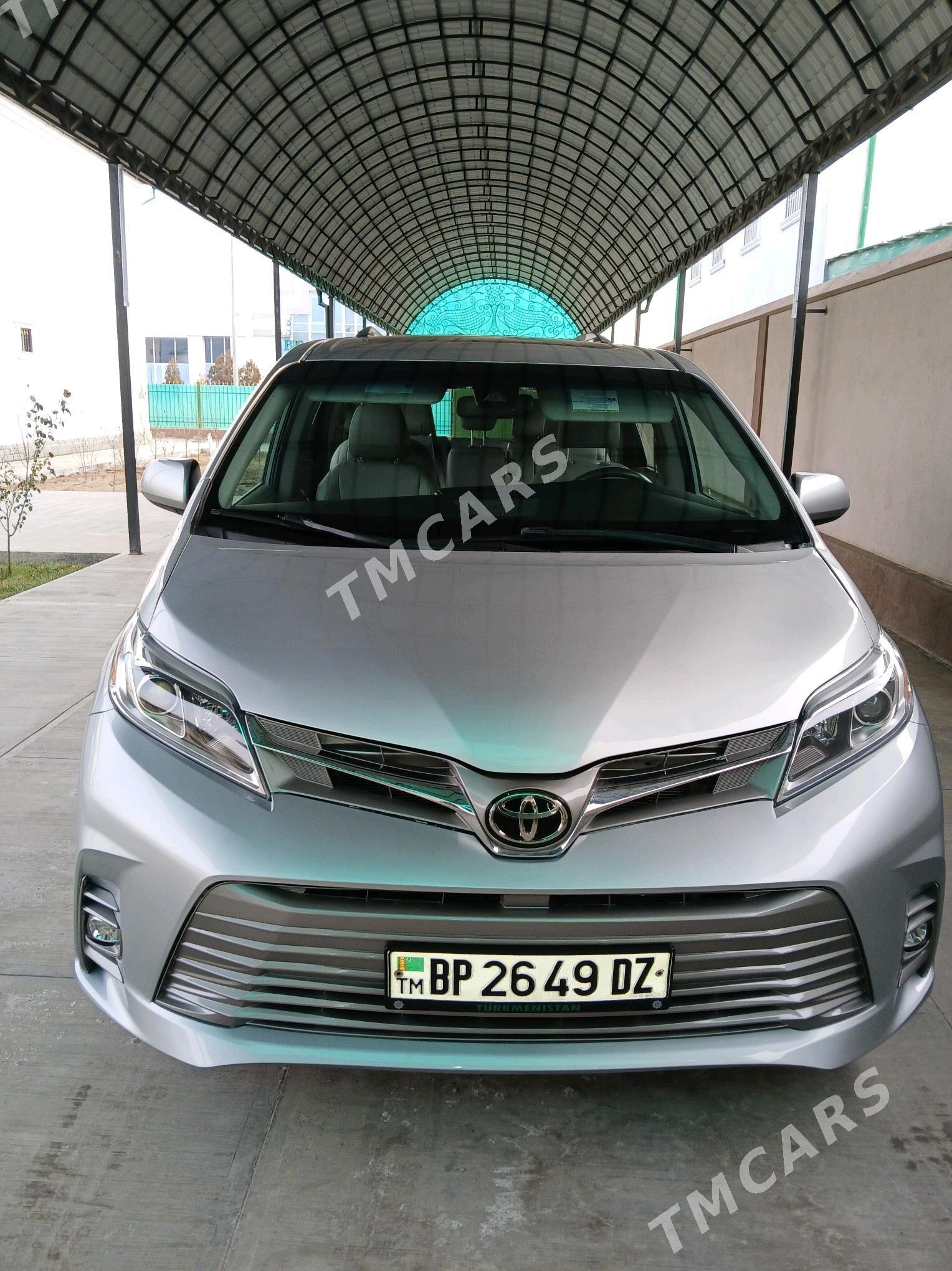 Toyota Sienna 2019 - 380 000 TMT - Daşoguz - img 3