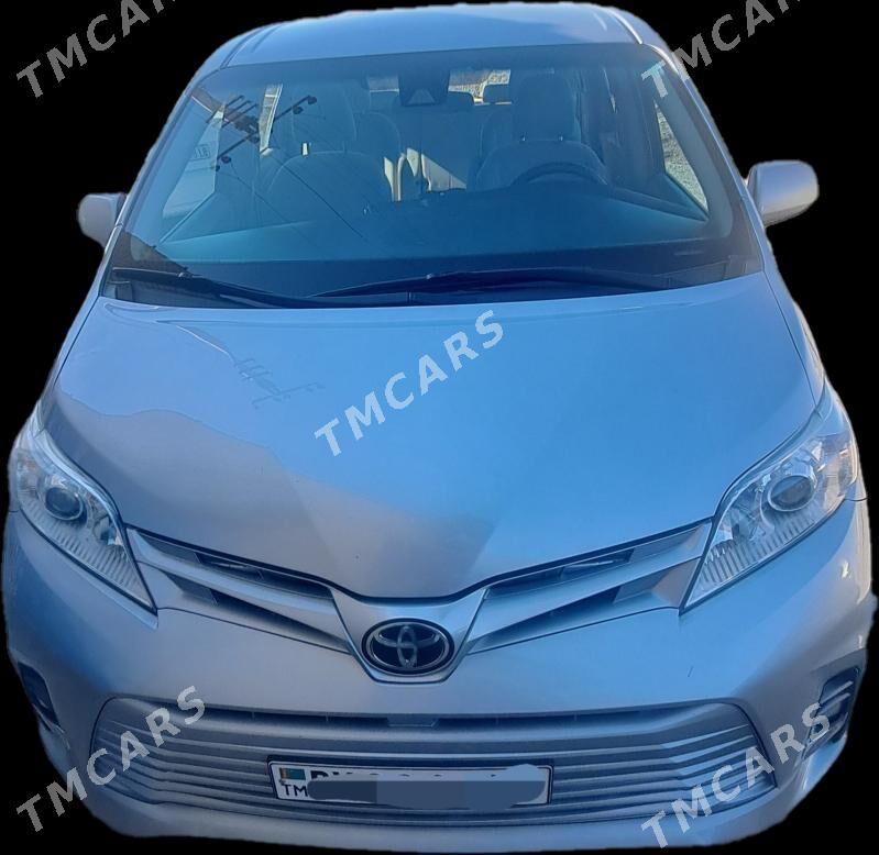 Toyota Sienna 2018 - 344 000 TMT - Aşgabat - img 2