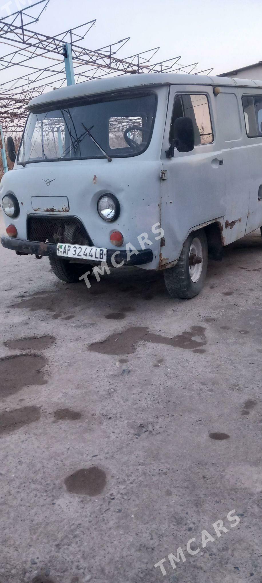 UAZ 452 2000 - 15 000 TMT - Достлук - img 3